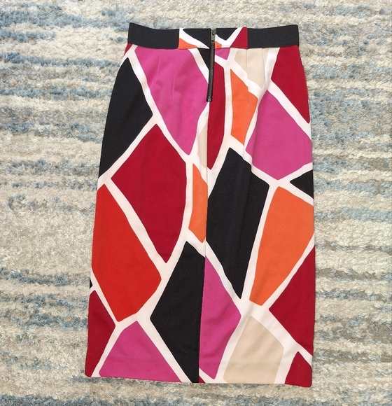 Worthington Skirt Women Sz 4 Colorful Midi Back Zip Elastic Waist Stretch - Picture 3 of 7